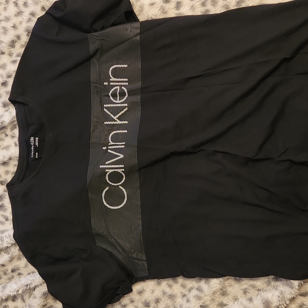 Calvin Klein tee shirt